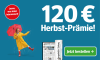 Frau mit rotem Schirm Text '120 Euro Herbst Prämie! 12 Monate gedruckt und digital lesen. Lesen, was lokal interessiert!